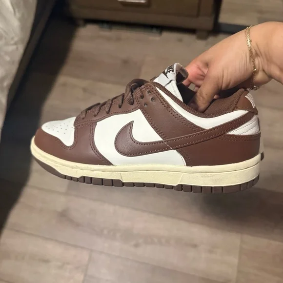 Women’s Nike dunks - Picture 4 of 5
